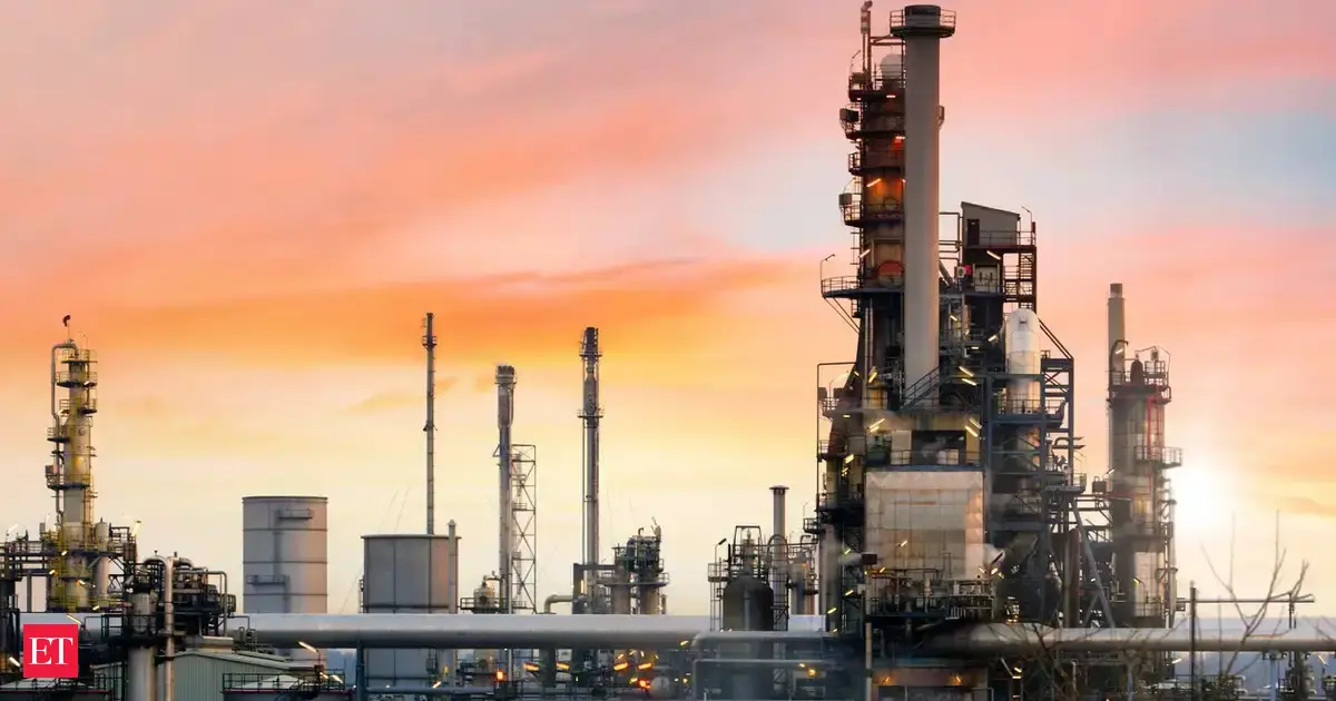 EU lists two Chinese refineries, trader Chinaoil in 19th package of Russia sanctions