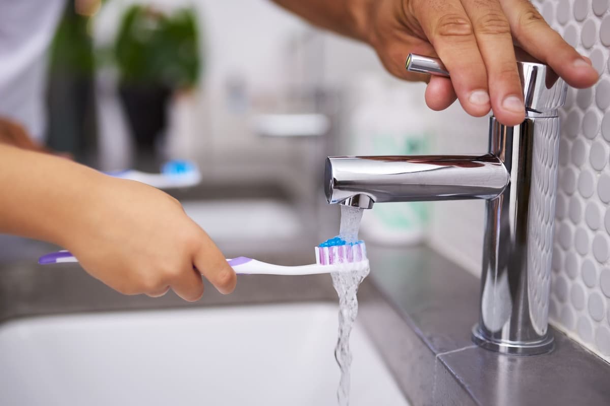 Millions of Brits admit they cut corners in daily tasks - with chores most skipped