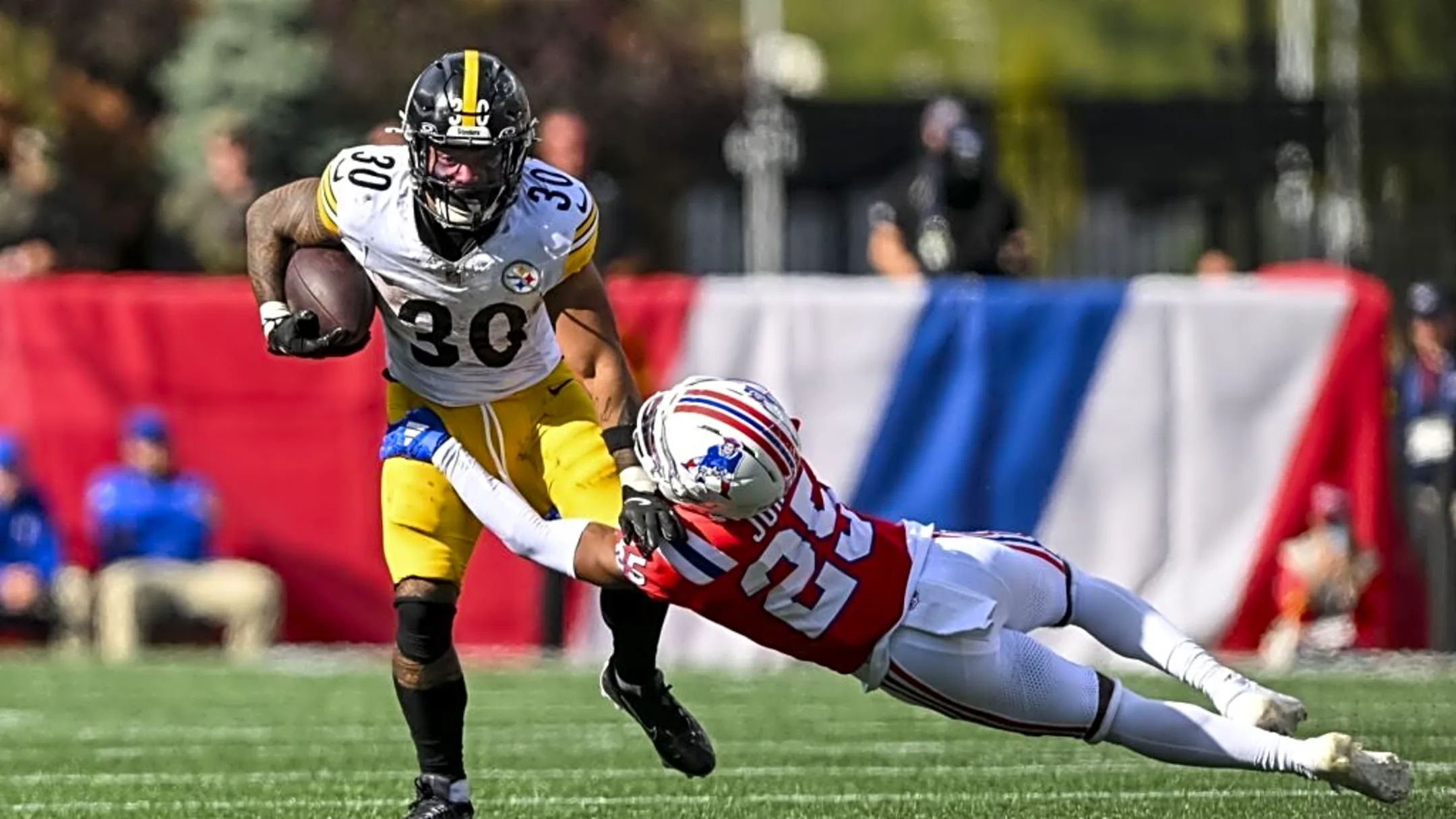 Fantasy Football: What to Expect From Kaleb Johnson, Kenneth Gainwell If Jaylen Warren Can’t Play