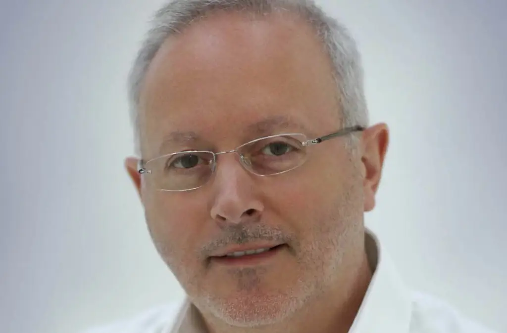 Paul and Sam Dainty Launch Voyager Management Group