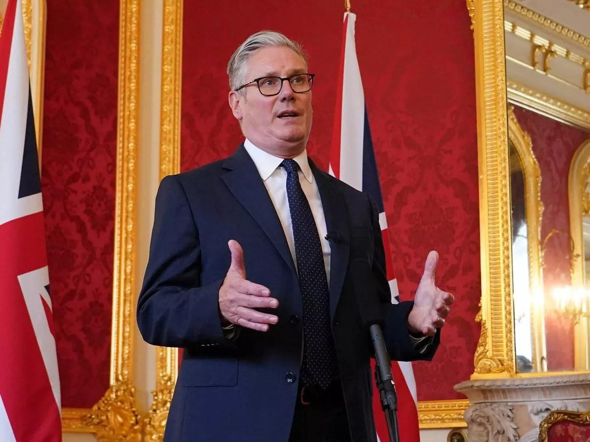 Will digital ID cards be mandatory for Brits and what happens if they refuse them