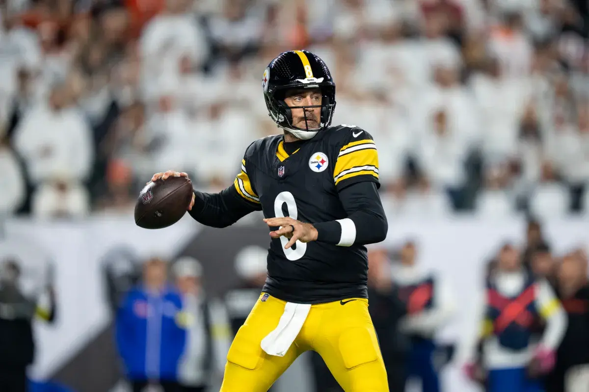 Aaron Rodgers Could Accomplish Rare NFL Feat Only 4 QBs Have Ever Achieved