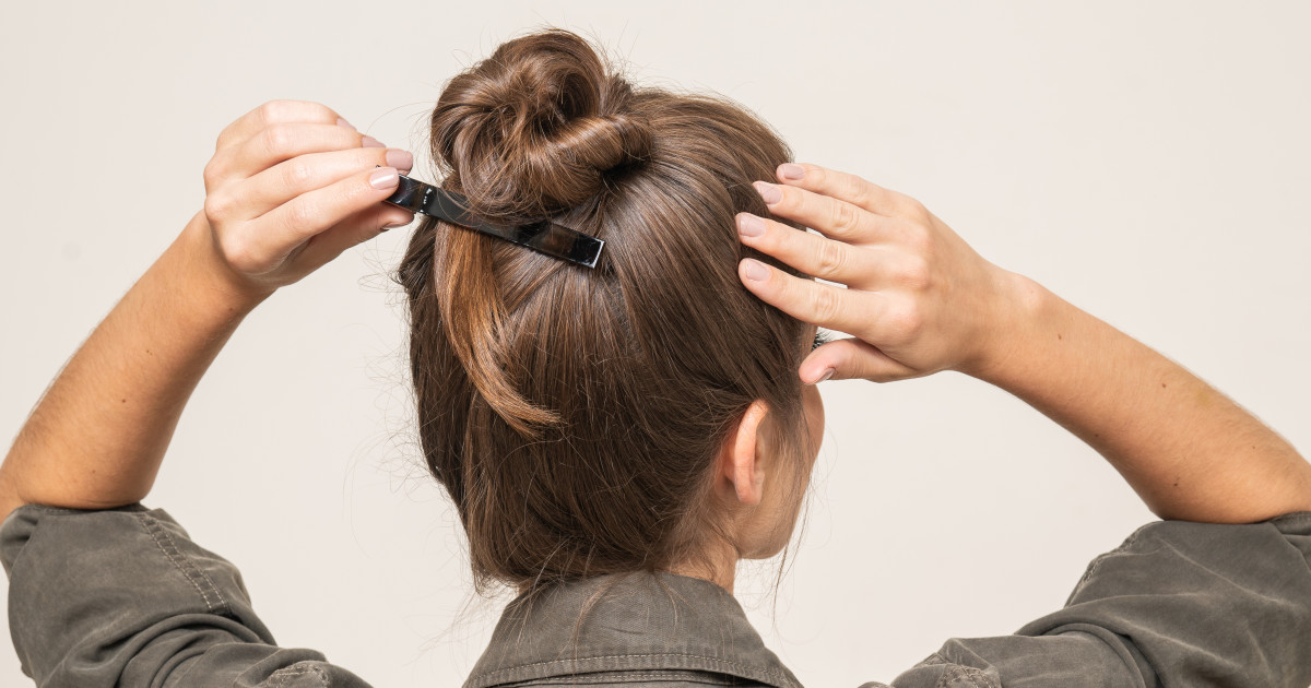 Viral Messy Bun Hack Looks Effortlessly Chic