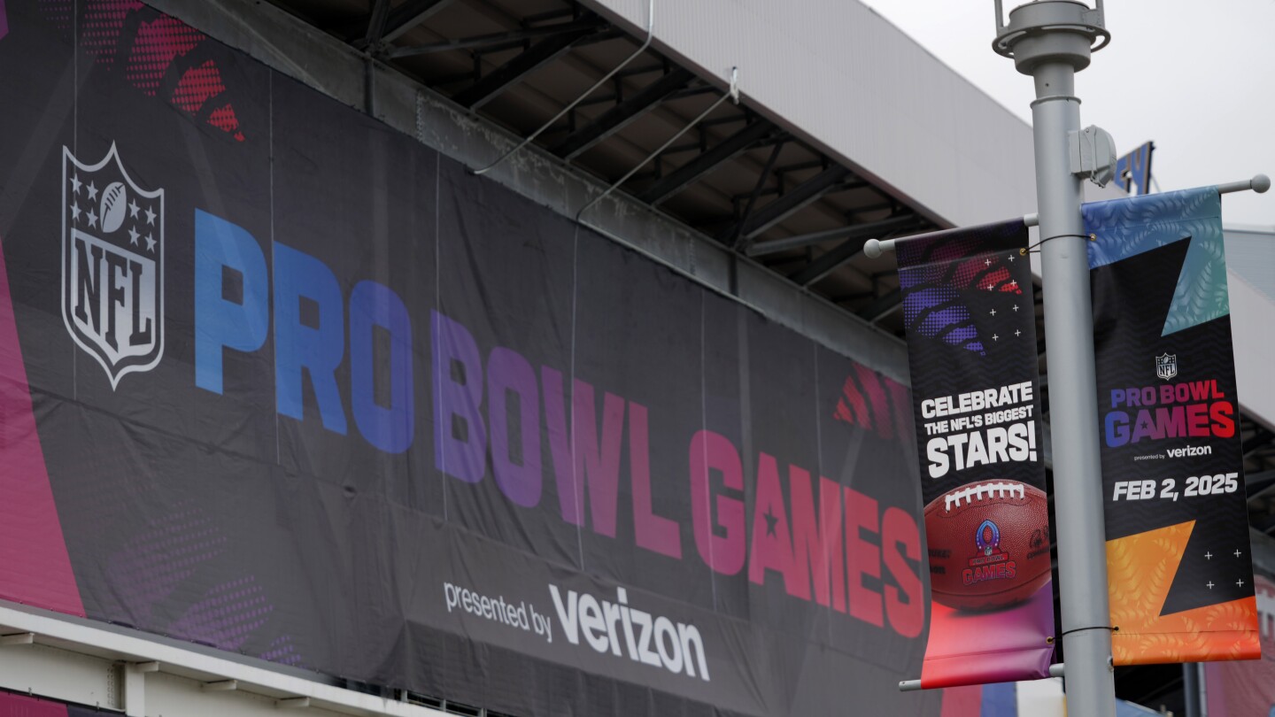 NFL moves Pro Bowl to Super Bowl host city