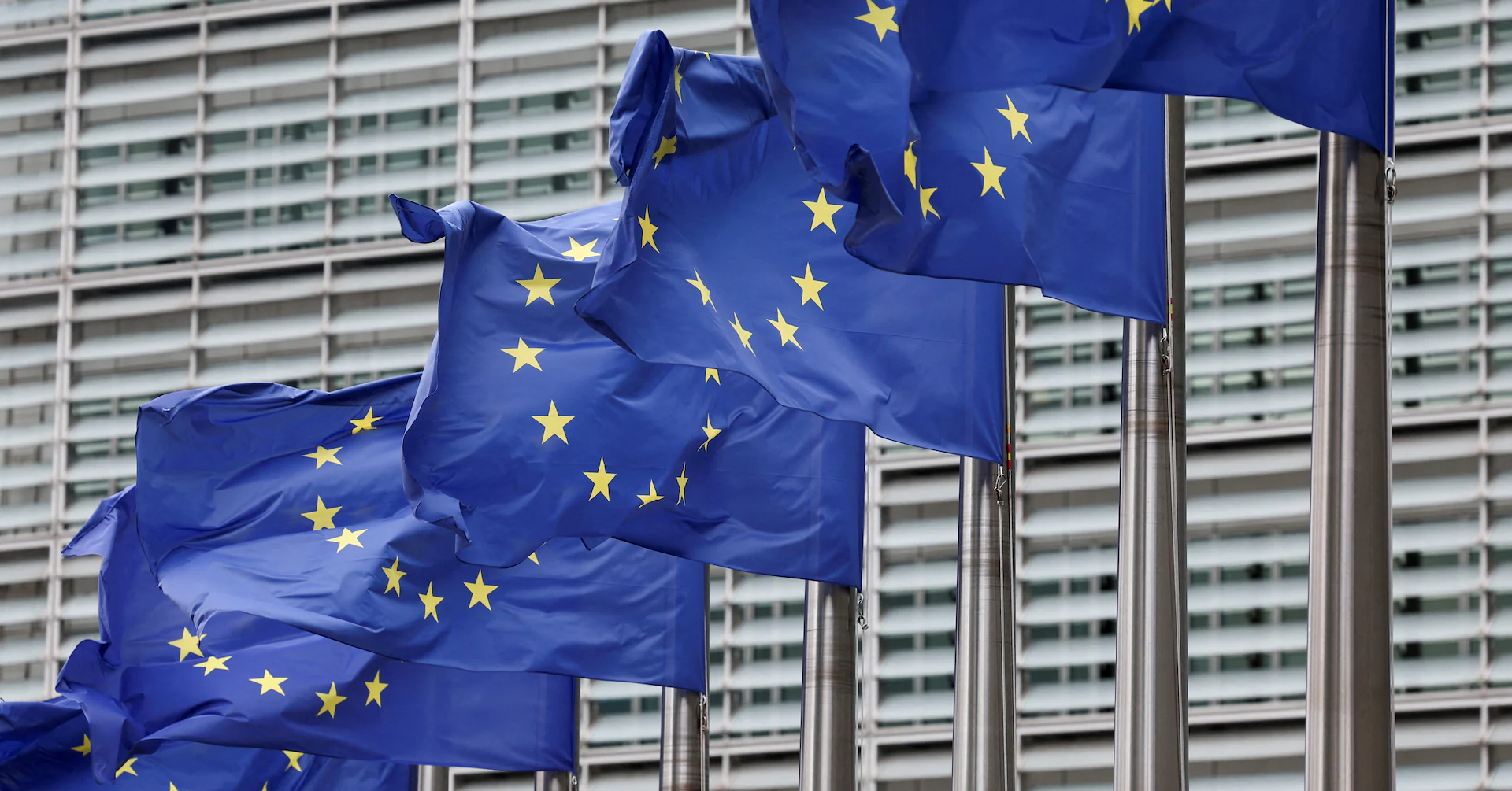 EU approves 19th package of Russian sanctions including LNG ban