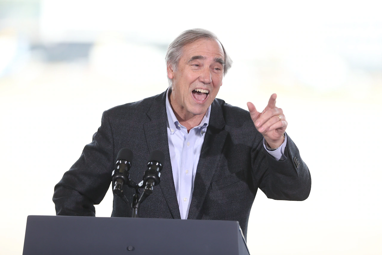 Democrat senator gives all-night marathon speech to protest Trump’s ‘authoritarian grip’