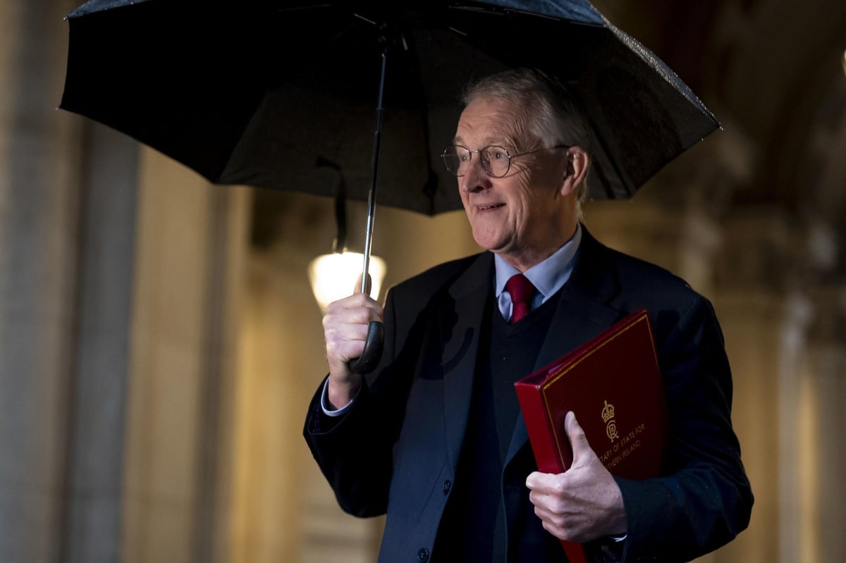 Brexit: Hilary Benn pressed to act with urgency amid concerns of a 'potential collapse' in the motoring industry