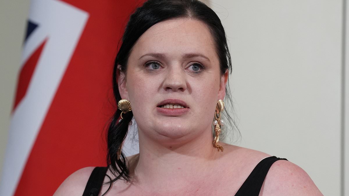 Grooming gangs victim who was first to quit inquiry panel threatens to sue Jess Phillips for 'libel'