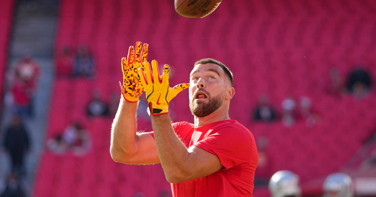 Best MNF Prop Bets, Latest Odds for Commanders at Chiefs