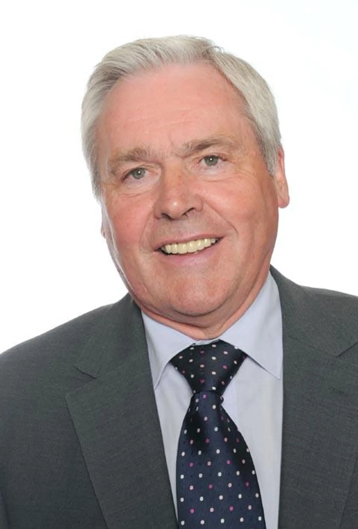 Colourful and controversial former Halesowen councillor Ken Turner dies after cancer battle