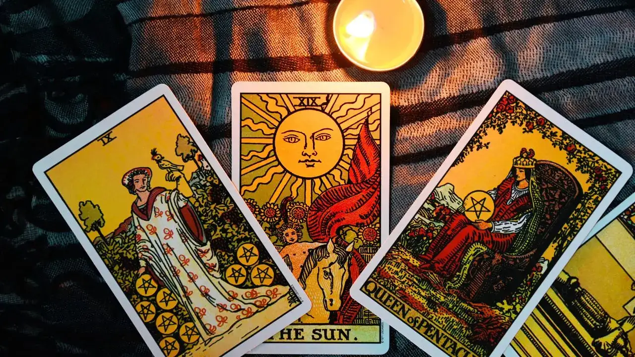 Tarot Card Reading For All Zodiac Signs With Vastu Tip Of The Day: October 26, 2025