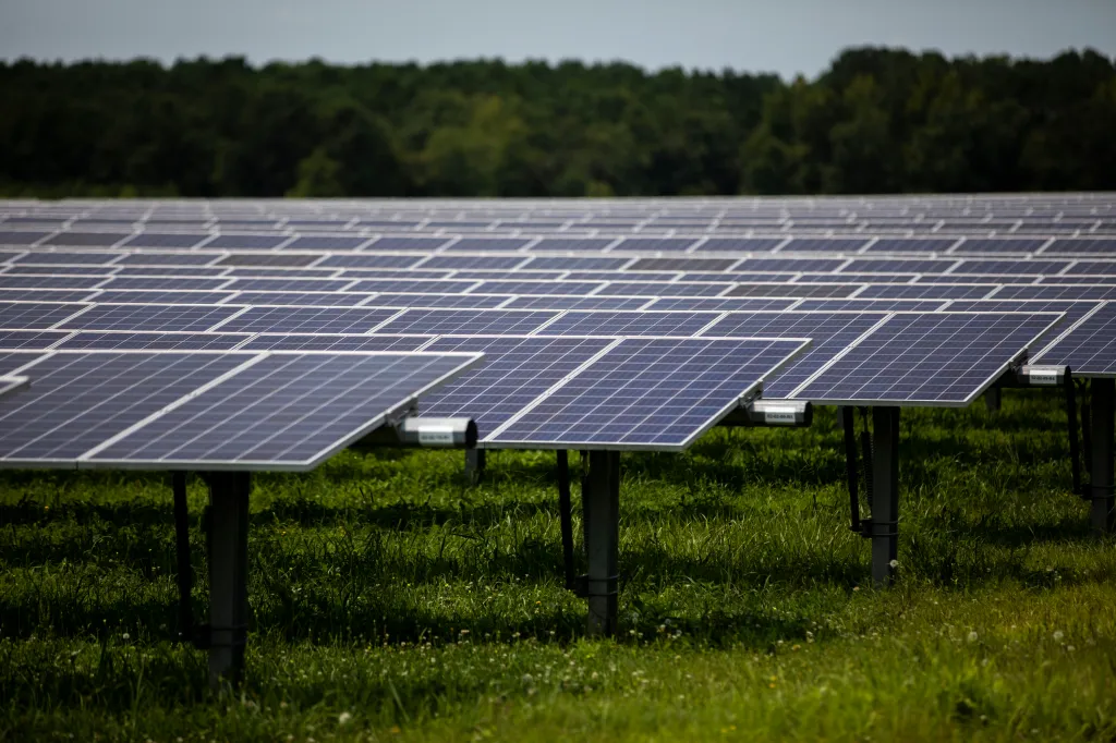 Some federal solar credits are ending in Virginia