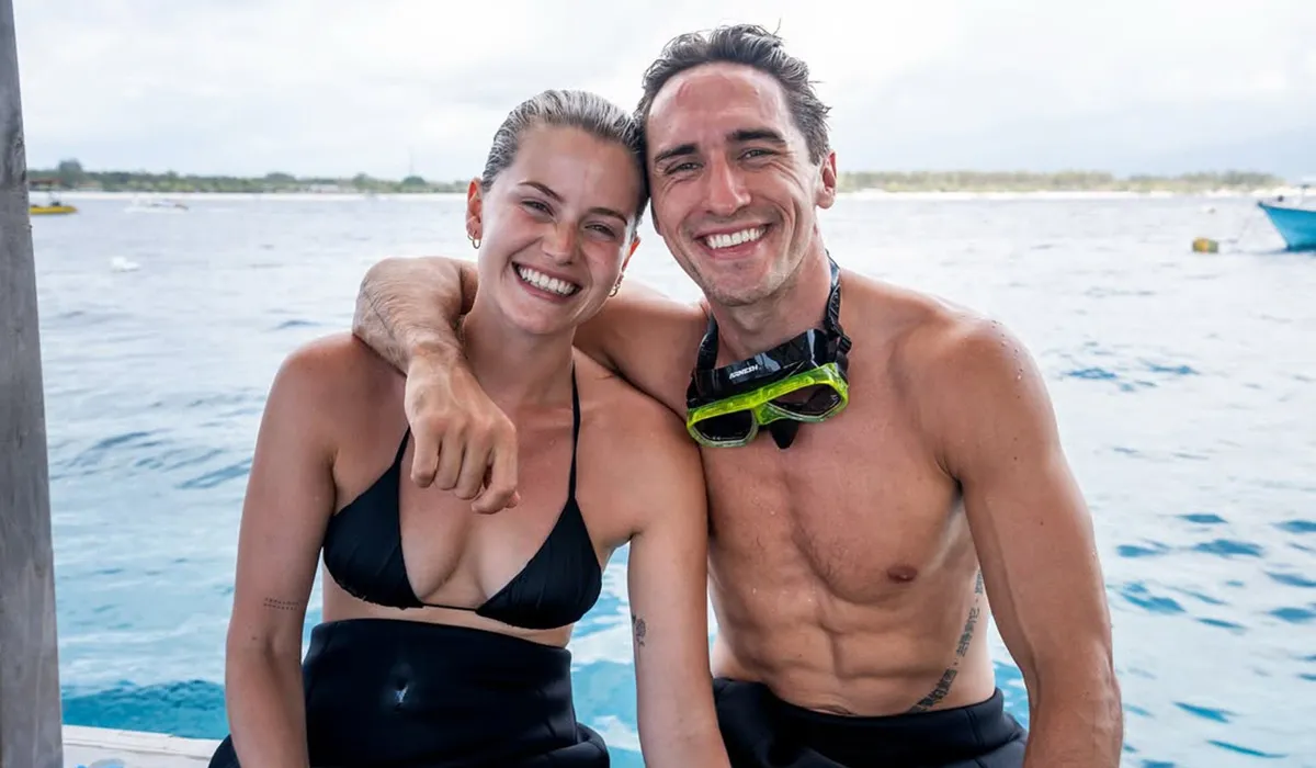 Greg O'Shea and wife Jeanni fall in love with quirky wedding gift