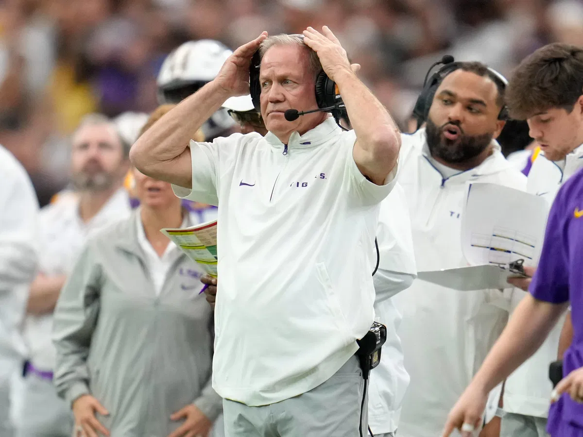 As Brian Kelly Exits, Ex-LSU Star Recalls Former Coach Who Brought Golden Era