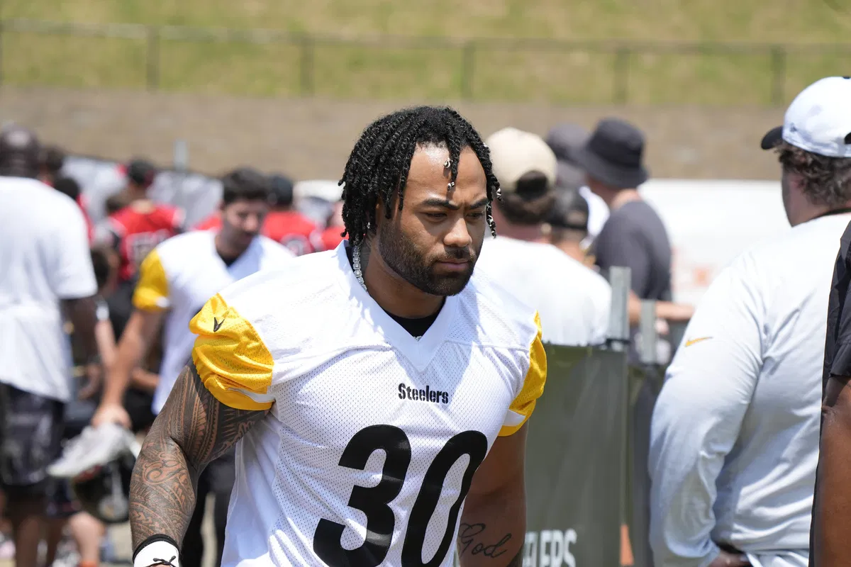 What is Jaylen Warren's Net Worth in 2025? All About NFL RB's Salary, Career Earnings & More