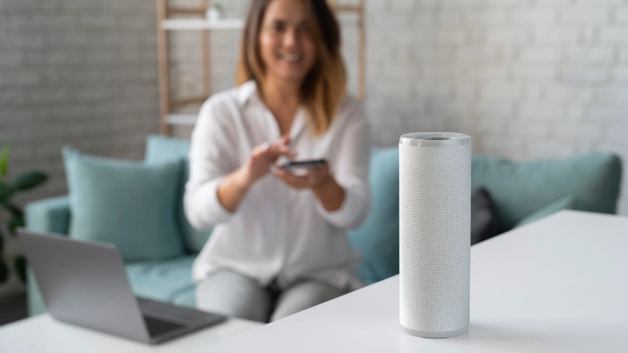 Powerful AI Voice Companions for Seniors: Replacing Isolation with Interaction