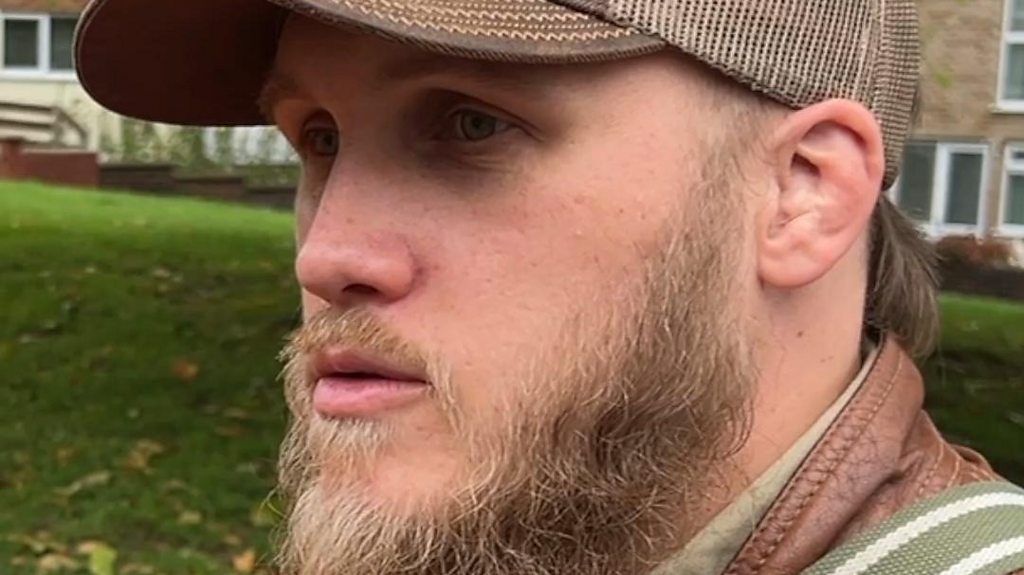 I deal with three to four thefts an hour,' supermarket worker says