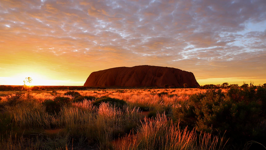 Uluṟu-Kata Tjuṯa handback a symbol of land rights 40 years on