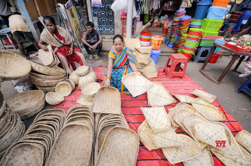 Howrah: Chhath Puja Preparations #Gallery