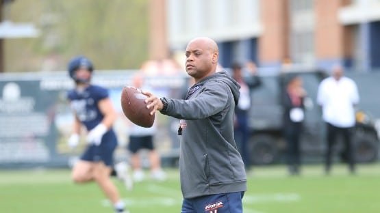 UVA Football: What’s wrong with the offense? It’s not Des Kitchings
