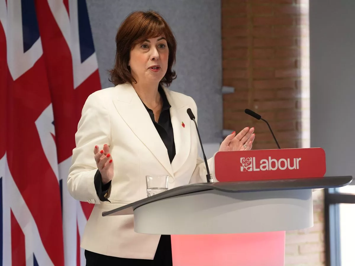 Lucy Powell wins Labour deputy leadership race