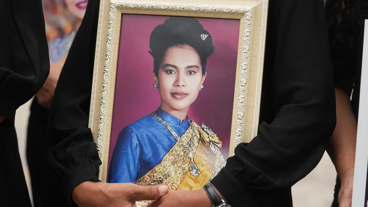 Queen Mother Sirikit, Thailand's influential and glamorous royal, dead at 93