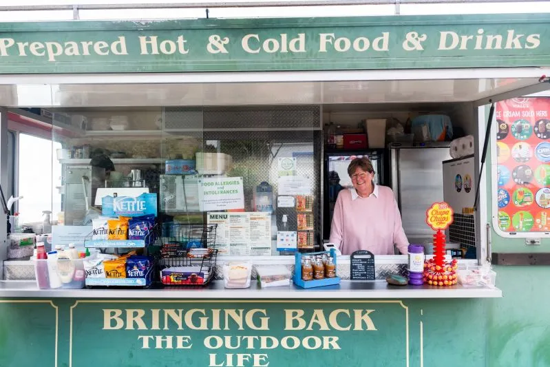 Beloved beach kiosk up for sale after two decades of serving up bacon rolls with a smile