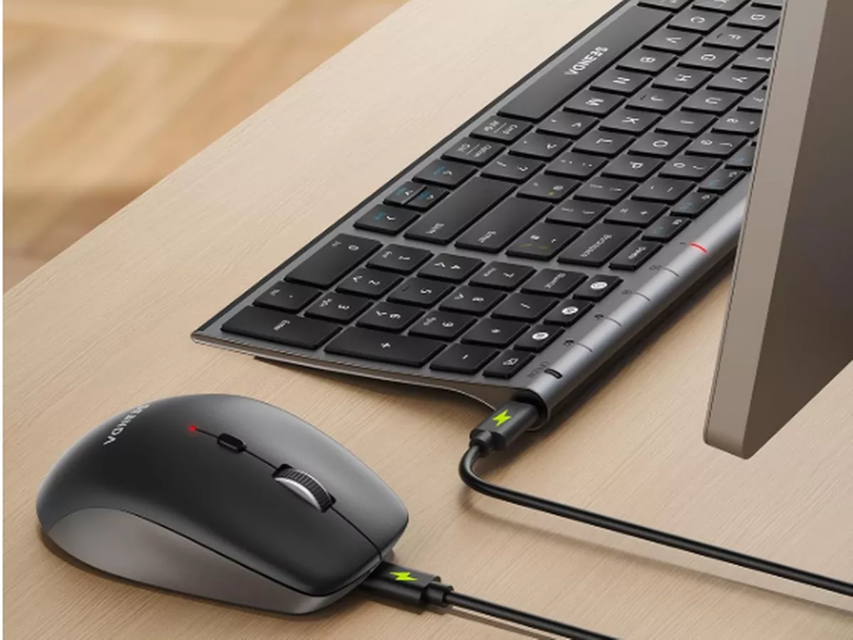 Tech review: Office solutions from SEENDA will update your workspace without breaking the bank