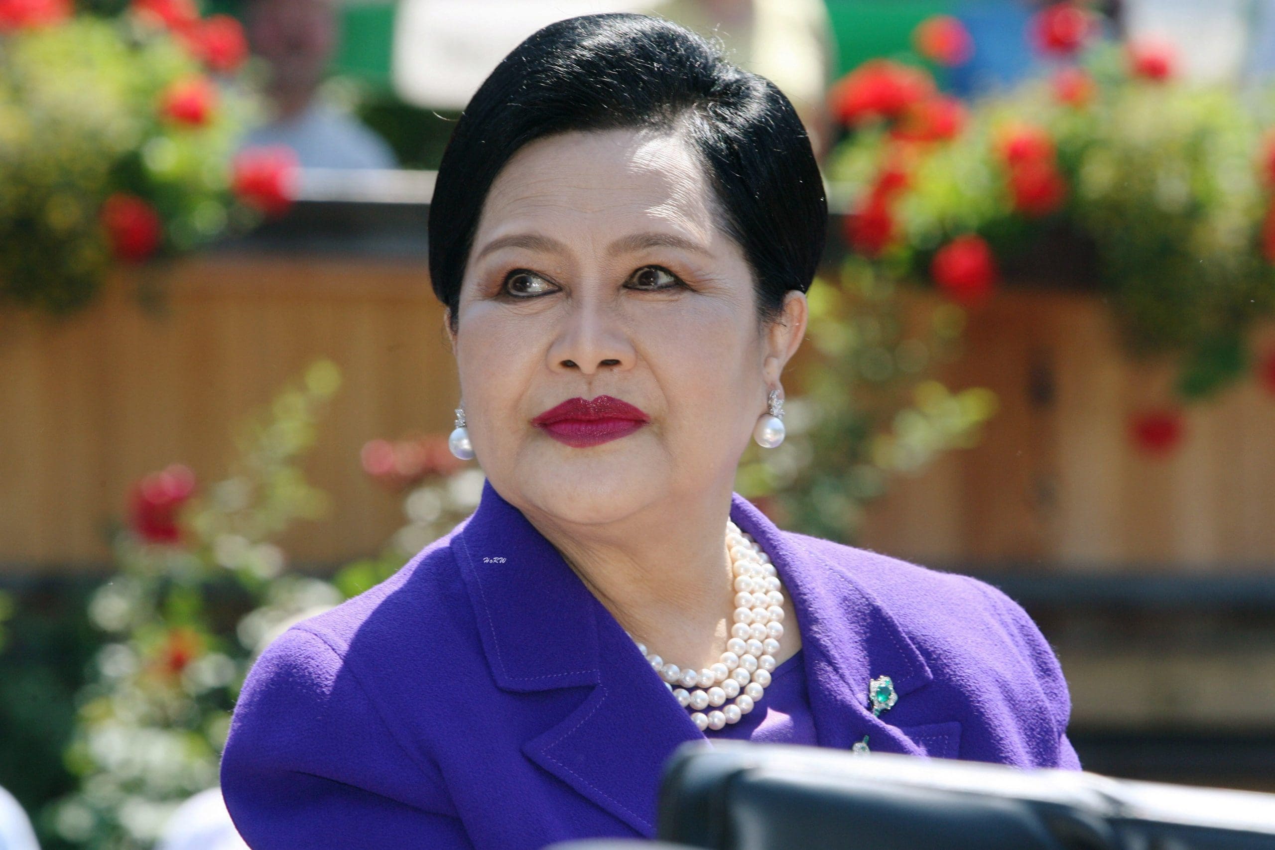 Thailand's Queen Mother Sirikit Dies at 93
