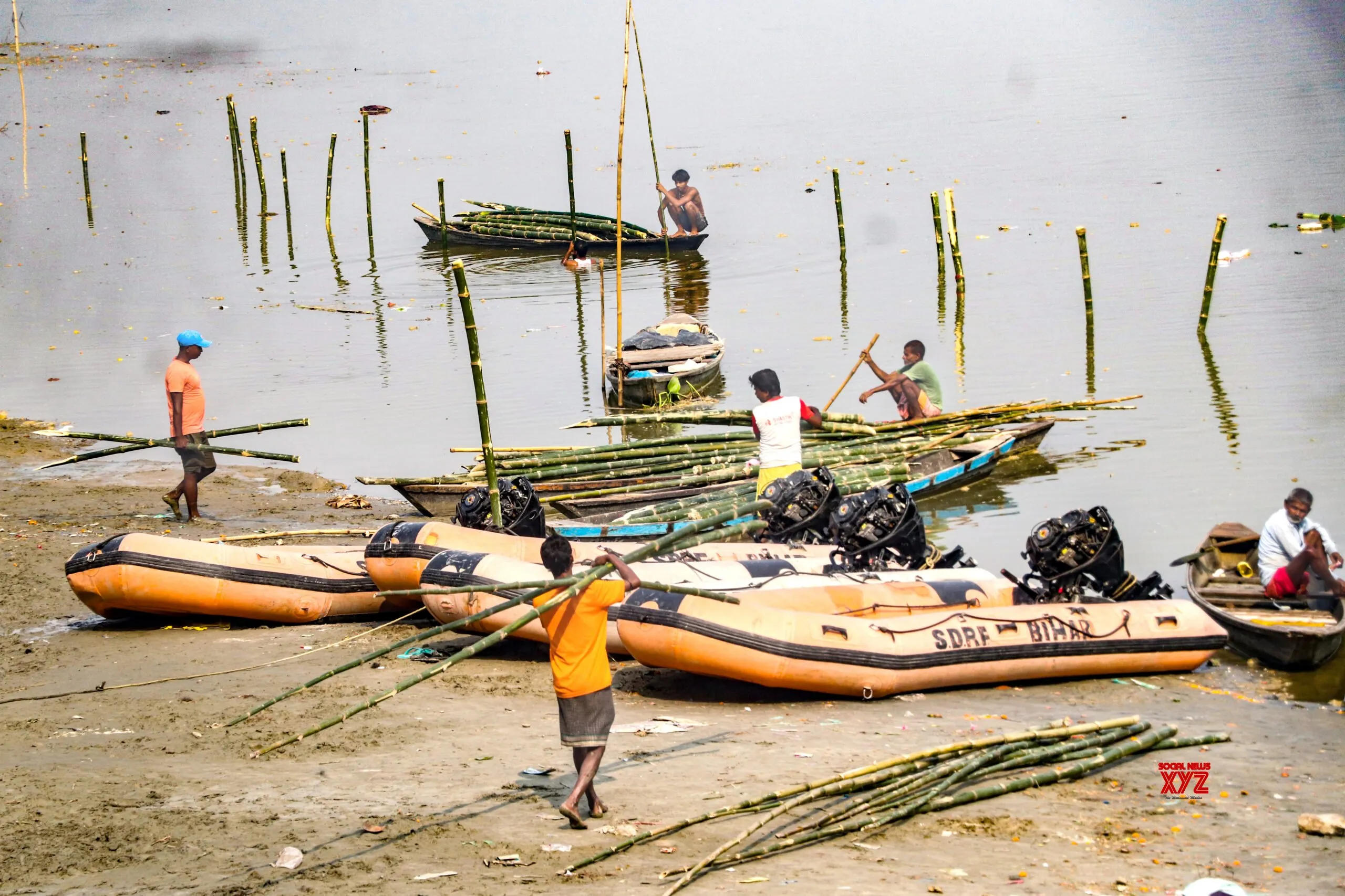 Muzaffarpur: Preparations for Chhath Ghat underway #Gallery