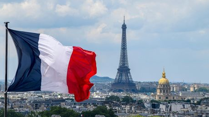 French Socialists Pitch Scaled-Down Wealth Tax Bill As Offer To Save Lecornu, Macron, Avert Elections