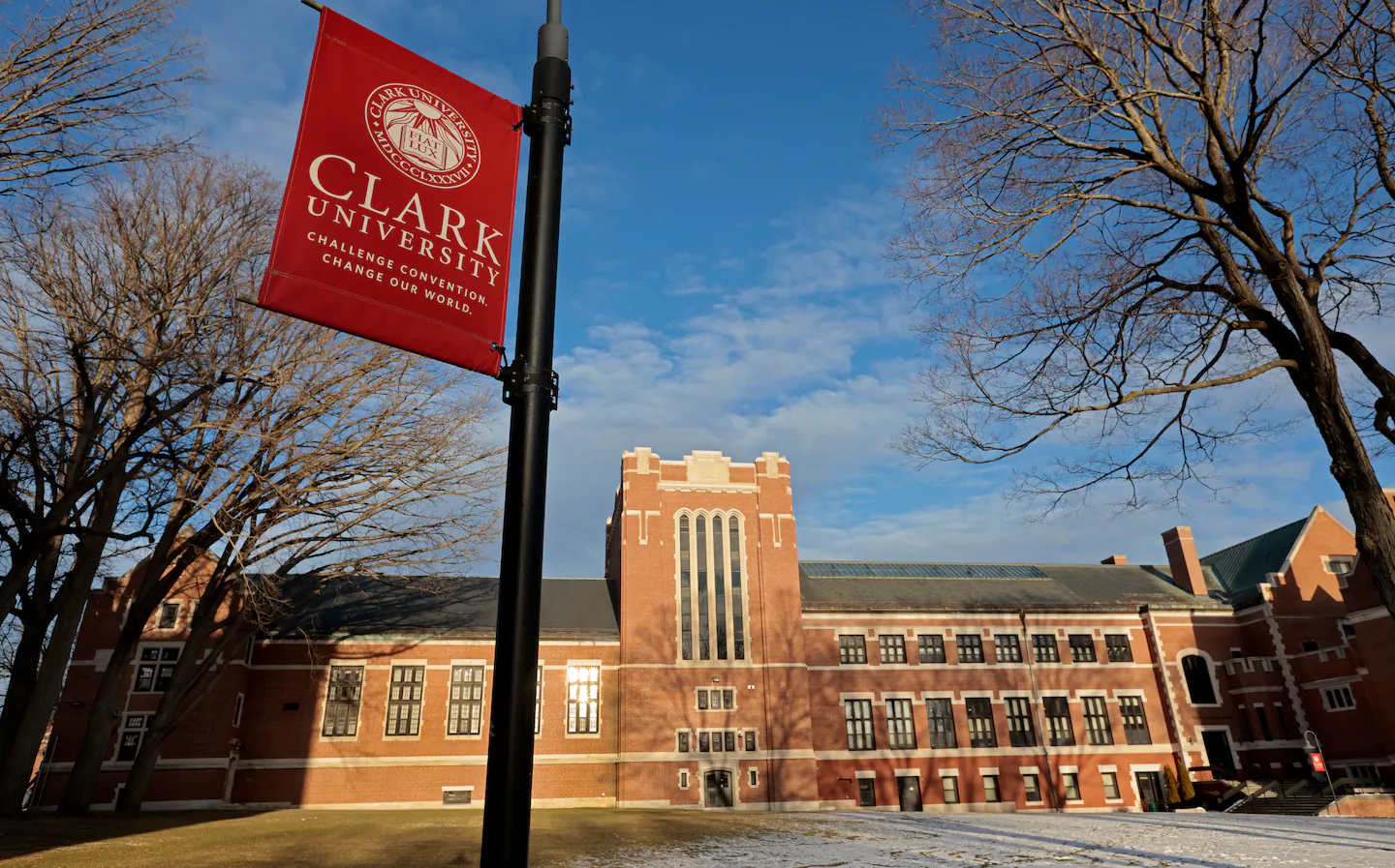 Panera founder donates $20 million to Clark University