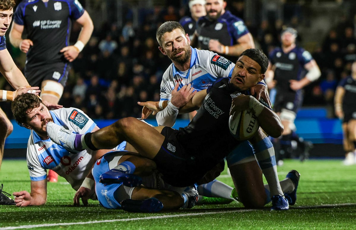 'Heartwarming' - Franco Smith's verdict as Glasgow Warriors' tenacity tames Bulls