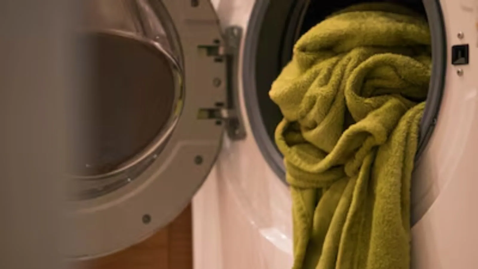 Blanket Cleaning Made Easy: The Hidden Home Hack 99% Don't Know Exists