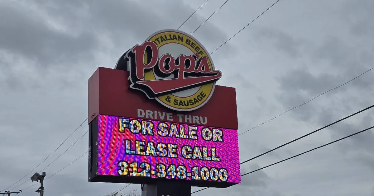 Former Pops restaurant building in Joliet still for sale
