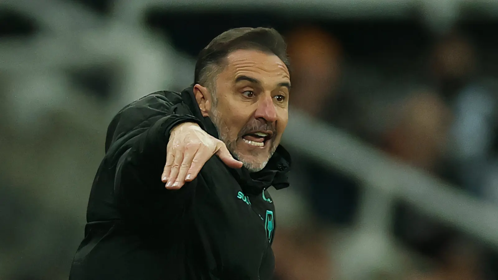 Fer Lopez Another Error for Wolves Alongside Vitor Pereira New Contract