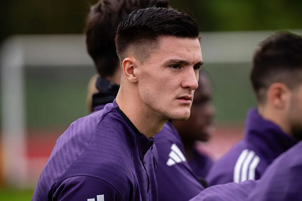 Benjamin Sesko explains why he rejected Arsenal and Newcastle United to join Man Utd