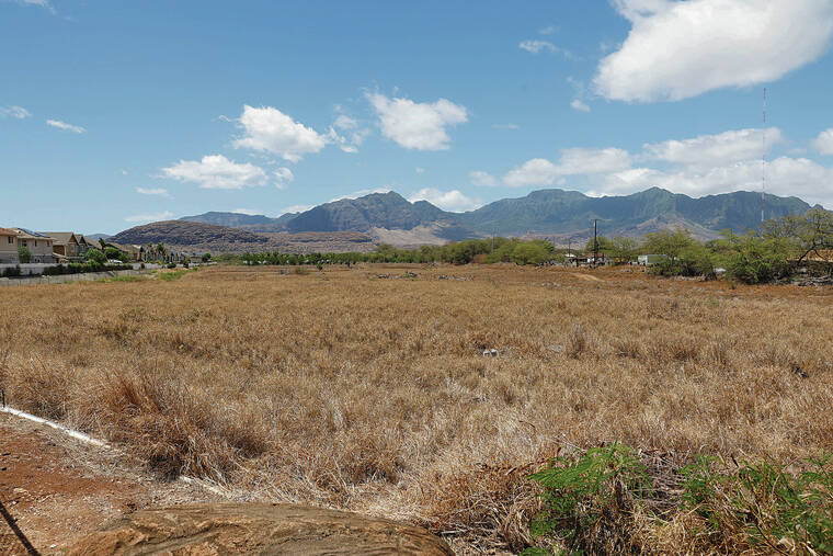 Red flag warning for leeward areas continues through Saturday evening