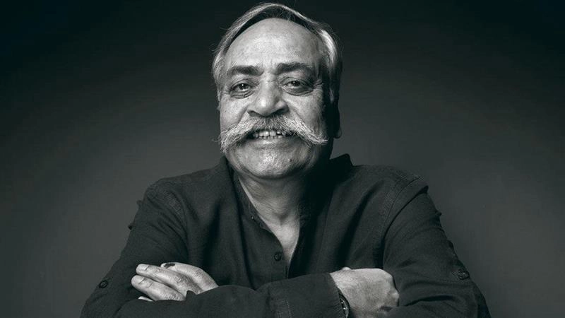 Piyush Pandey Last Rites: Big B, Abhishek Bachchan, Manoj Pahwa Attend Funeral of Advertising Legend, Pay Respects (Watch Videos)