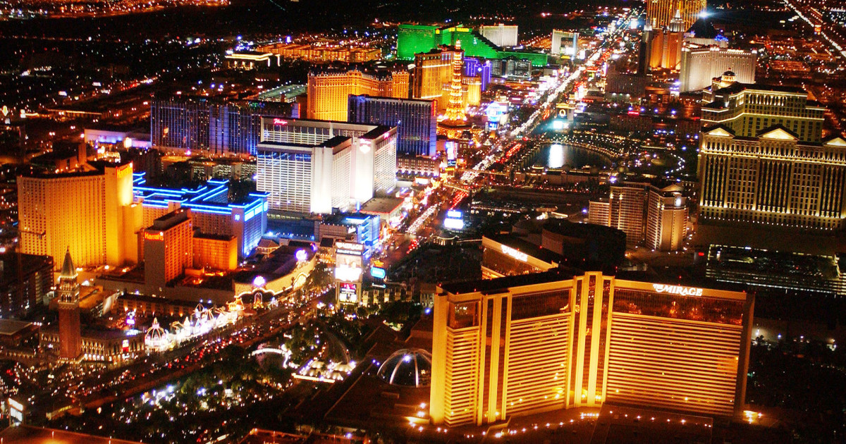 Country superstar taking over historic Las Vegas Strip venue