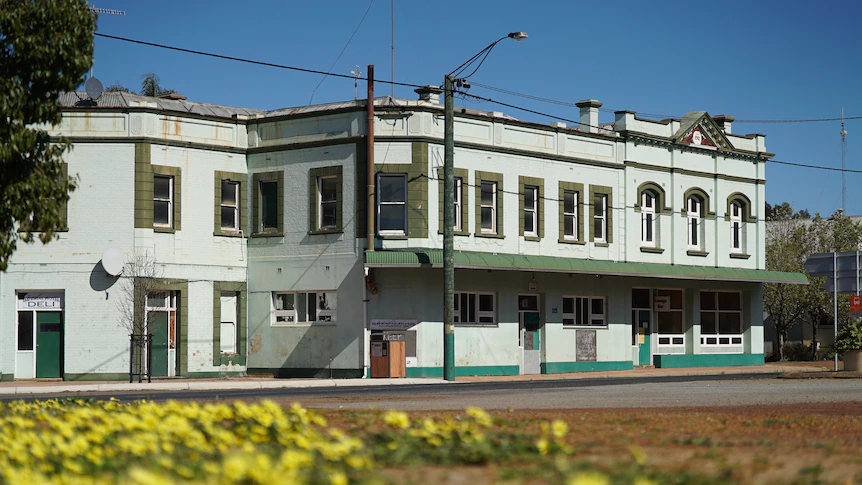 The WA towns where you can buy shares in the local pub
