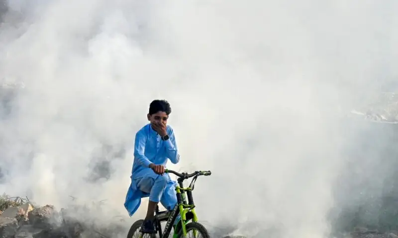 Lahore tops most polluted city list as air quality reaches ‘hazardous’ levels
