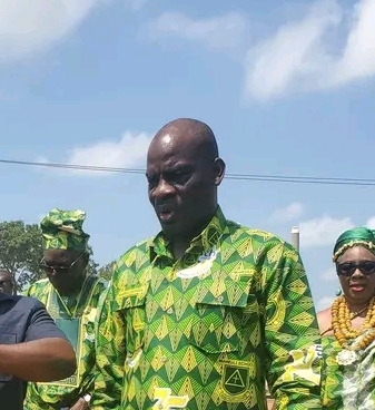 “We’ll not tolerate it today or tomorrow” – Education Minister warns over student hairstyles