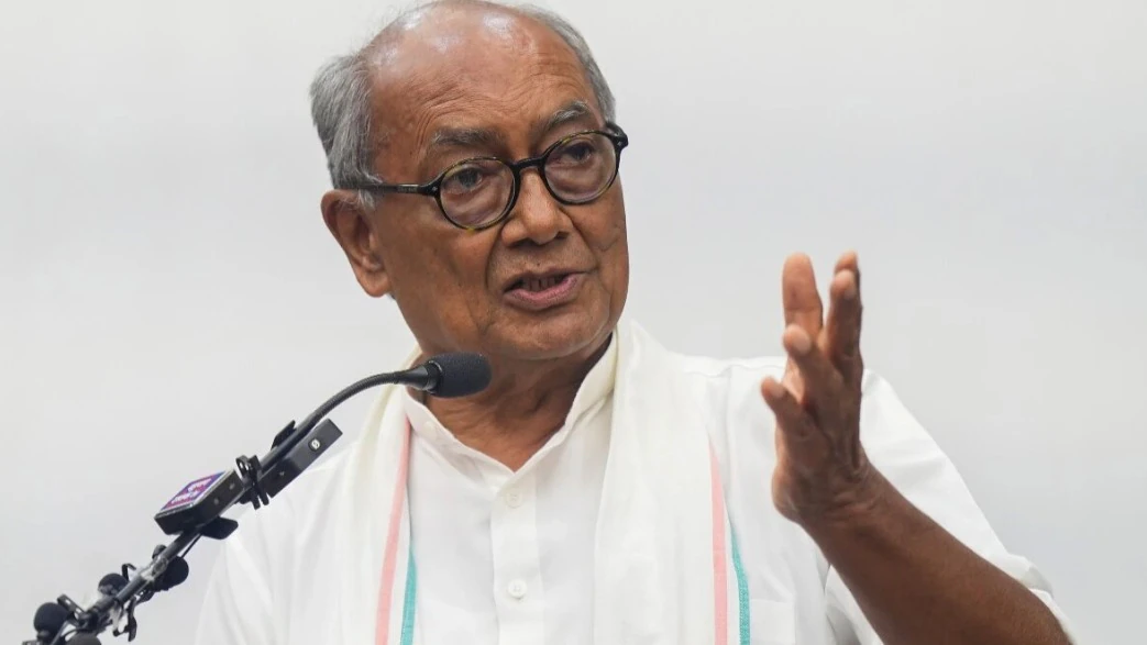BJP got Rs 945 crore from pharma firms: Digvijaya Singh's claim amid Coldrif row