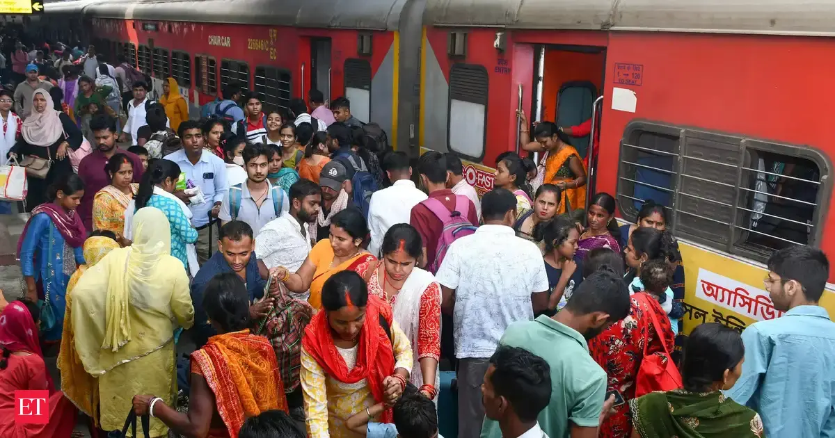 Railways plays Chhath songs at stations to welcome festival travellers