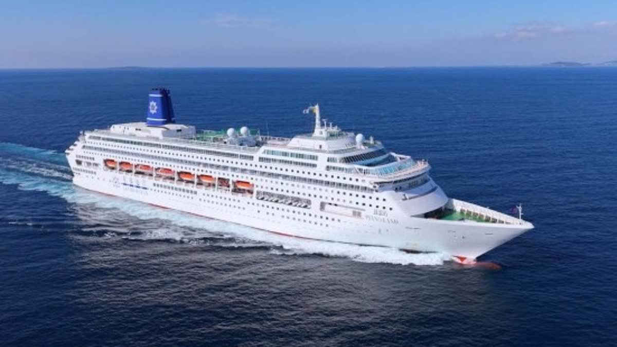 Inside the world's first Muslim-friendly cruise - with halal food and alcohol-free drinks