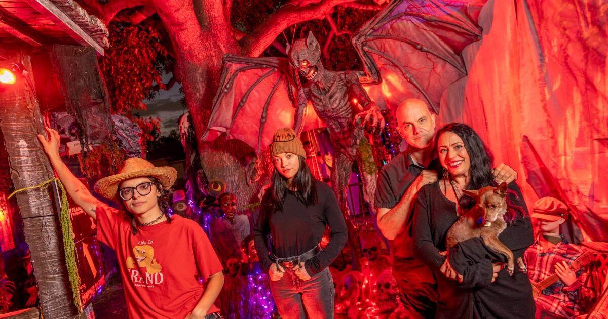 L.A.'s most epic family-run haunted house might just be in Van Nuys