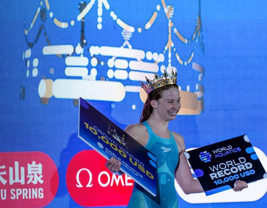 Mollie O’Callaghan Claims Triple Crown With New 200 Free Record And A Bonus