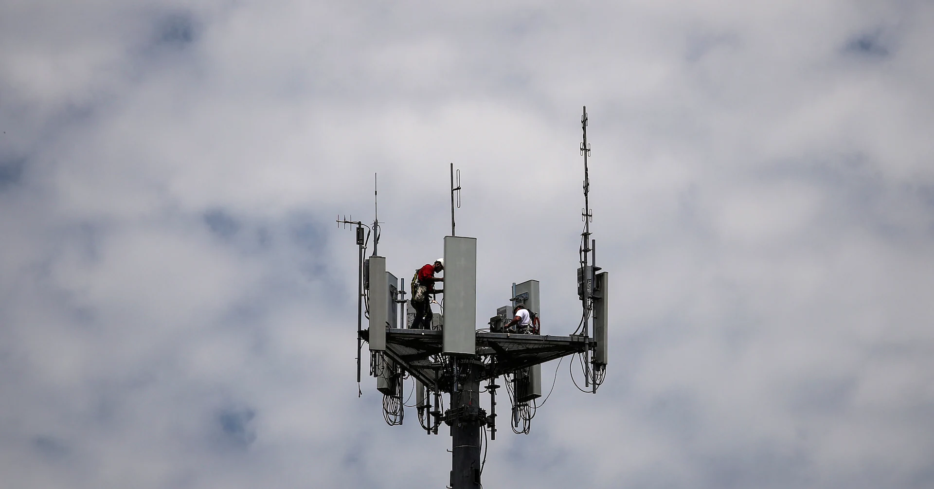 American Tower beats quarterly revenue estimates on strong leasing demand