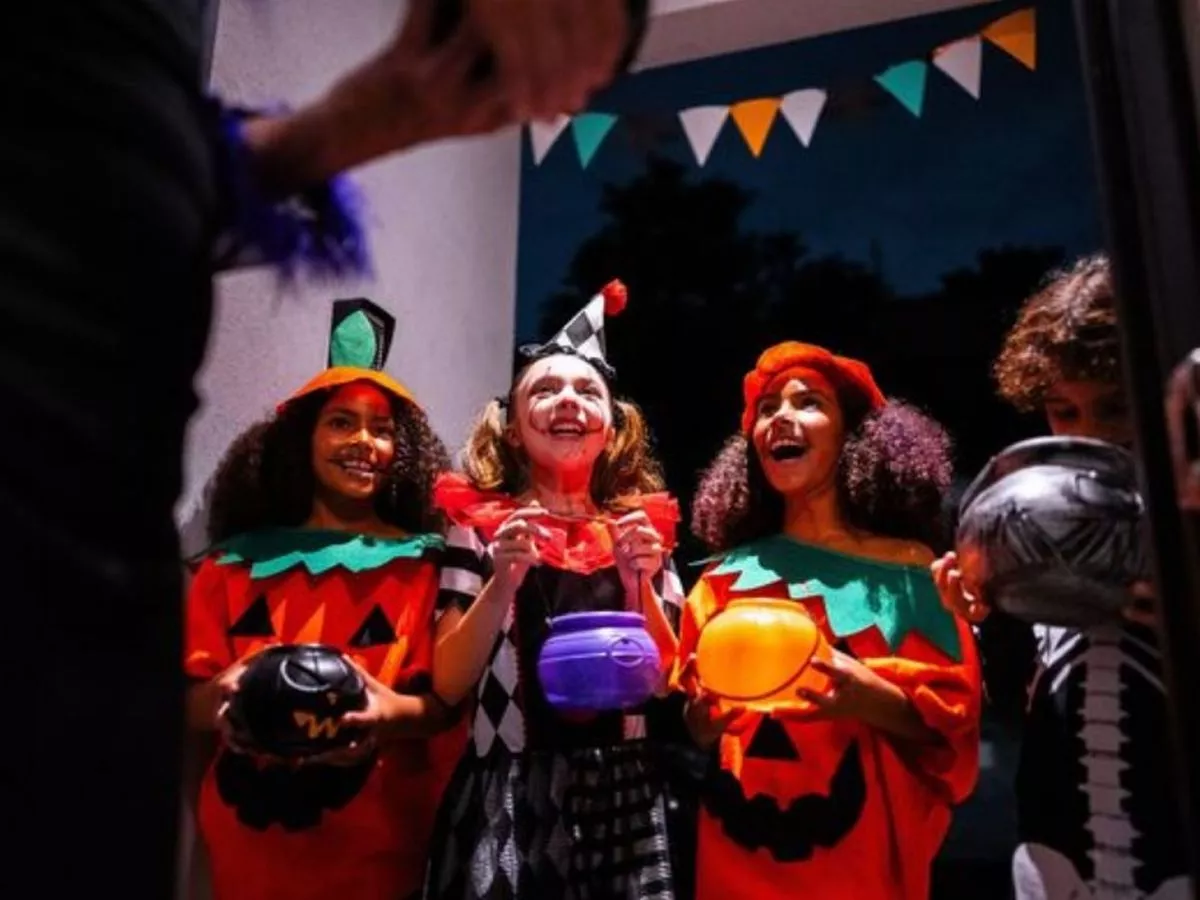 UK households urged to only give out 'individually wrapped' sweets on Halloween